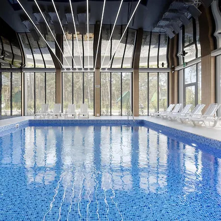 Spacious Apartment, Swimming Pool,